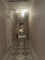 -蕾蕾美颜美容美体