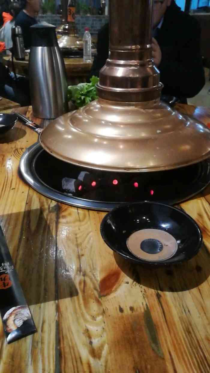 牛九水浒烤肉(香梨大道总店)-"烤肉好好吃,尤其是配上送的小菜其中的
