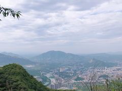 -鸡鸣山旅游风景区