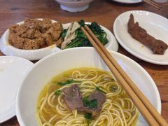 -杨记清芳牛肉拉面(京广路店)