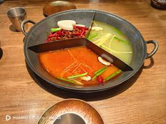 -巴卤社老火锅(财富店)