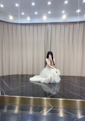 -拉瑞娜LaReine婚纱礼服高级定制