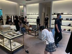 -Alexander McQueen(远洋太古里店)