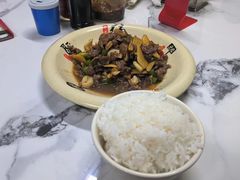 -何永光123鲜牛肉馆(1号店)