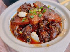 笋干东坡肉-九华山聚龙大酒店