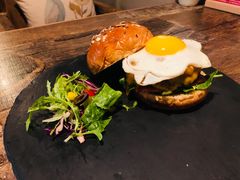 -HIGH FIVE哈福手工汉堡(桂林路店)