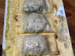 -东来菜馆•手抓海鲜家常菜•海鲜锅贴(鸽子窝店)
