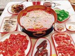 -毛辣果·贵州红酸汤牛肉火锅(西单店)
