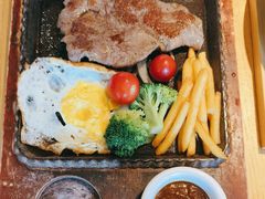 -菲滋BOX(定海凯虹店)