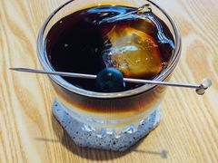 椰子冰滴-ZING COFFEE 镜咖啡