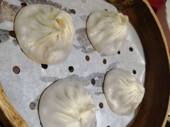 双拼小笼（蟹粉+鲜肉）-穿蒸引鲜·嗲记(正大广场店)