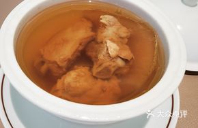 Snow Pear Dried Sea Coconut Pork Rib Soup