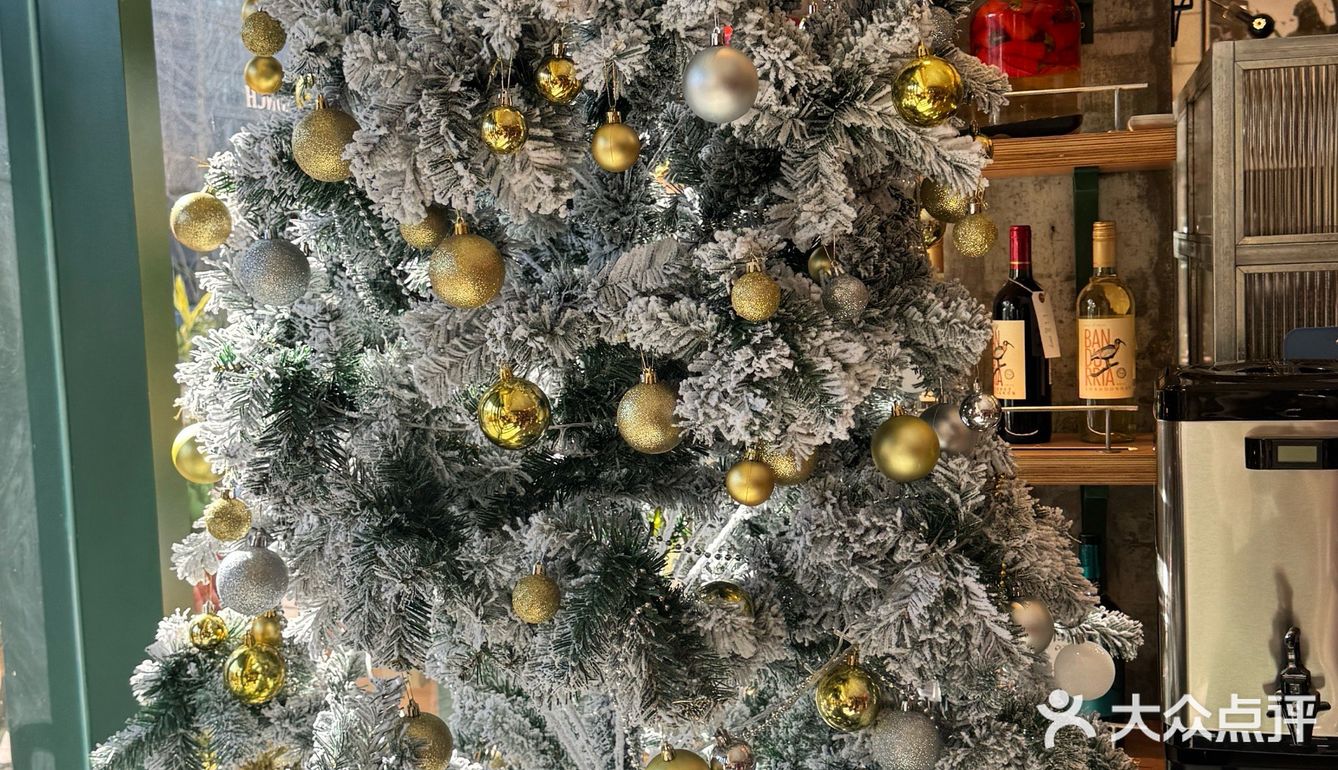 没错，一个月内来吃了两次[憨笑]