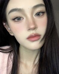 -明天见·化妆造型工作室