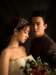 -雪中彩影婚纱摄影·微光艺术中心