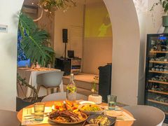 -春树下·树屋花房西餐厅(罍街AS1980店)