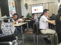 大堂-李先生牛肉面大王(北京站售票厅餐厅)