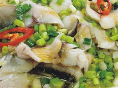 香葱捞多宝-金汇景海鲜酒家