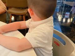 -荟廷·晶萃(陆家嘴尚悦湾店)