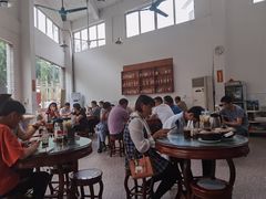 -容里煲仔饭(利丰北路店)