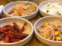 玉米沙拉-金北顺大锅家(신사본점)