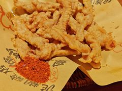 -泥糊破店小酒馆·团建聚餐(南京西路店)