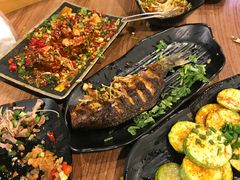 -陈员外正宗夹江烧烤(广福路店)