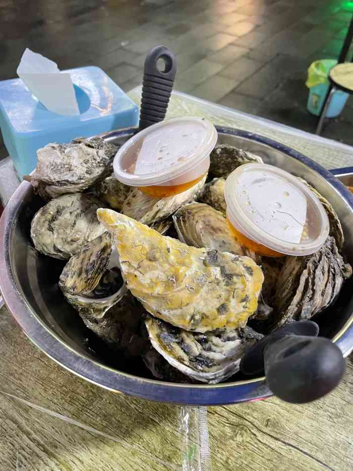 爱蚝屋(古田二路店)-"在某平台团购的套餐挺划算的,地址在解放大.