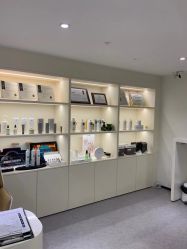 -JNK皮肤管理中心