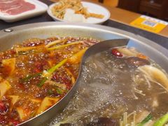 -沸炉重庆老火锅(军事博物馆店)