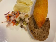 基辅鸡卷-老井俄式餐厅