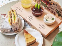 -Cafe on warm(丹霞店)