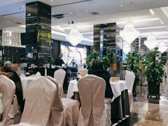 -万龙洲海鲜(大兴绿地缤纷城店)