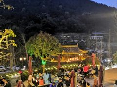 -楠柏弯休闲山庄(梨花溪店)