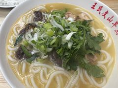 -文山荷鲜居(翠湖店)