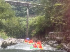 -雅鲁激流探险漂流