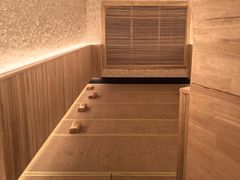 -涨巢·潮玩水疗局