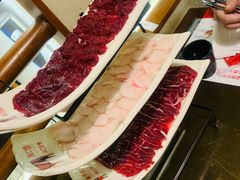 -左庭右院鲜牛肉火锅(金山万达店)