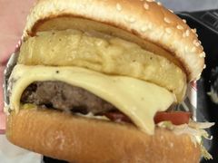 照烧凤梨牛肉特堡-The Habit Burger Grill 哈比特汉堡(爱琴海店)