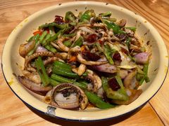 香辣鱿鱼须-十三式重庆江湖菜(金茂览秀城店)