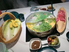 -椰子湾·海南火锅·糟粕醋·椰子鸡(正大广场店)