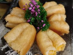 -湊湊火锅·茶憩(南京东路悦荟店)