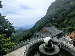 -九鼎铁刹山风景区