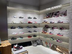 -SALOMON萨洛蒙(北京王府中环店)
