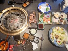 -铭牛烧肉·和牛海鲜自助(高新月牙湖店)