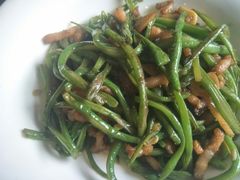 -河畔春天时尚餐厅