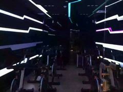 -一兆韦德健身(张杨路店)