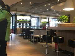 大堂-肯德基(亦庄上海沙龙店)