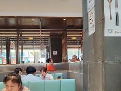-阿瓦山寨·湘菜现炒·剁椒鱼头王(咸阳总店)