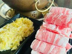 -果松木炭酸菜铜火锅·外婆参鸡汤